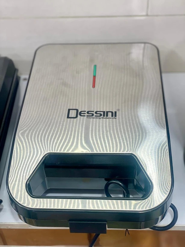 ساندویچ ساز تک کاره دسینی DESSINI