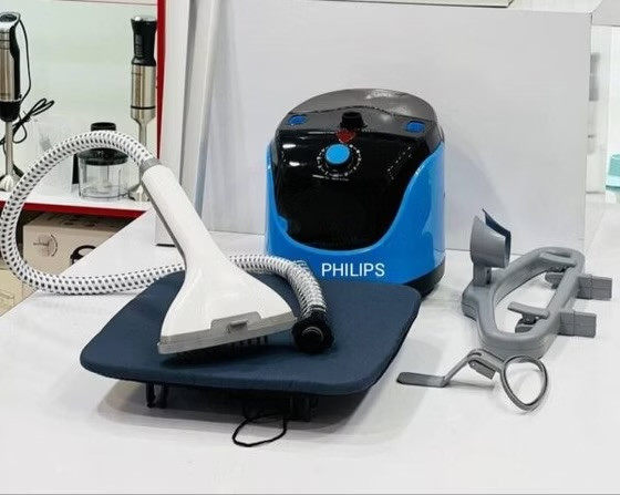 اتو ایستاده برند فیلیپس مدل PH-9010